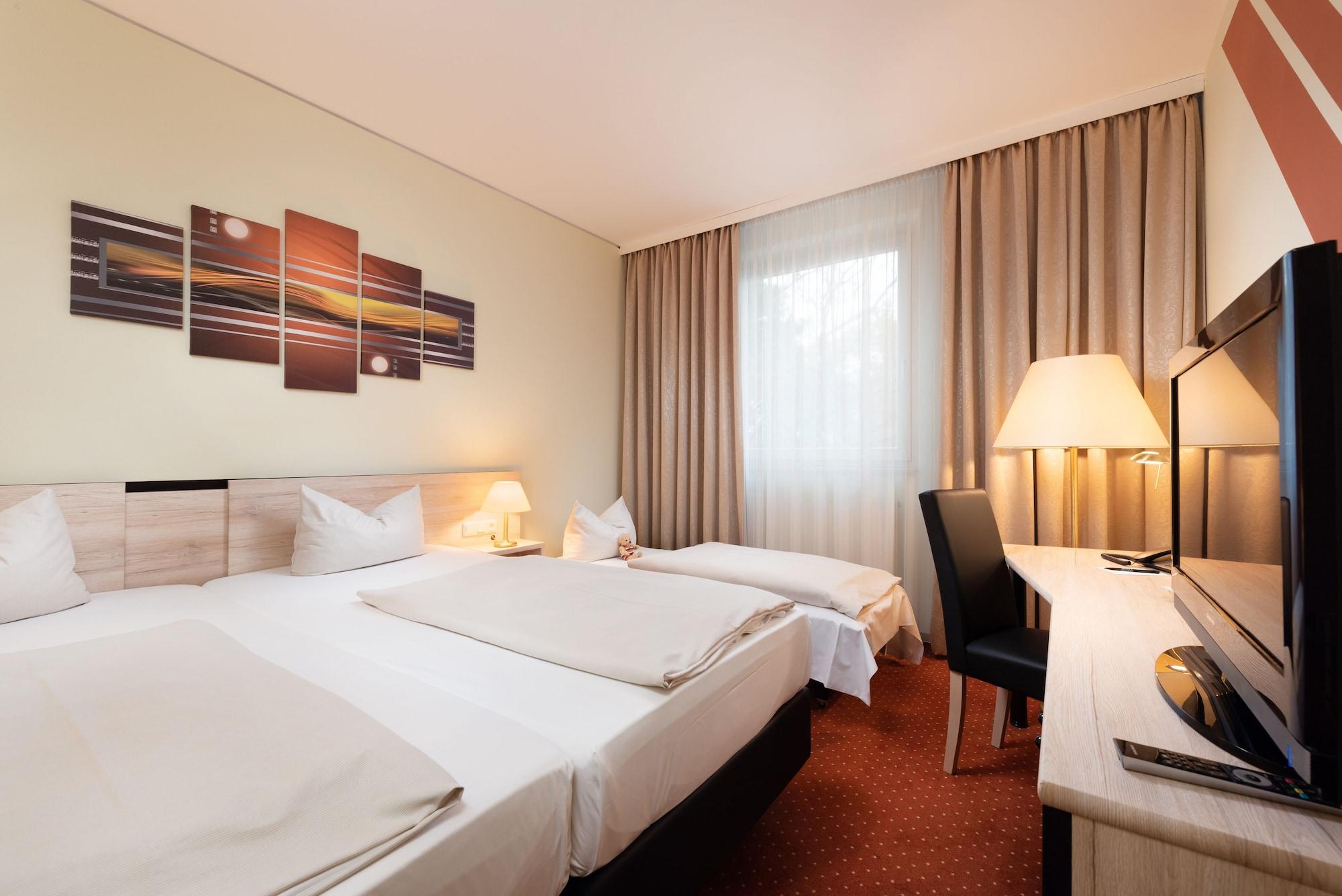 Hotel Novina Südwestpark