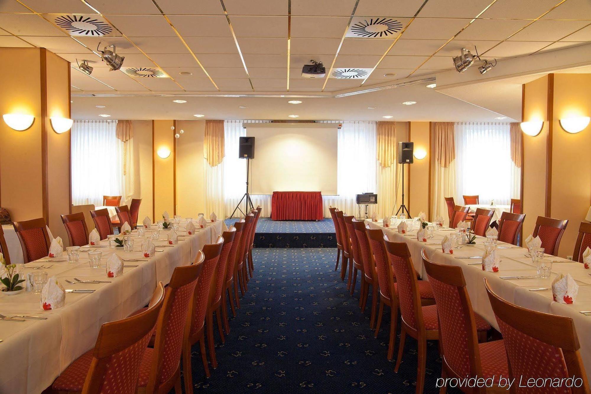 Hotel Novina Südwestpark