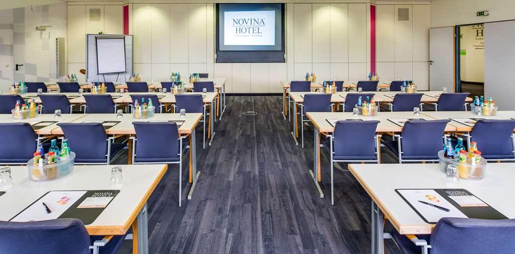 Novina Südwestpark Hotel